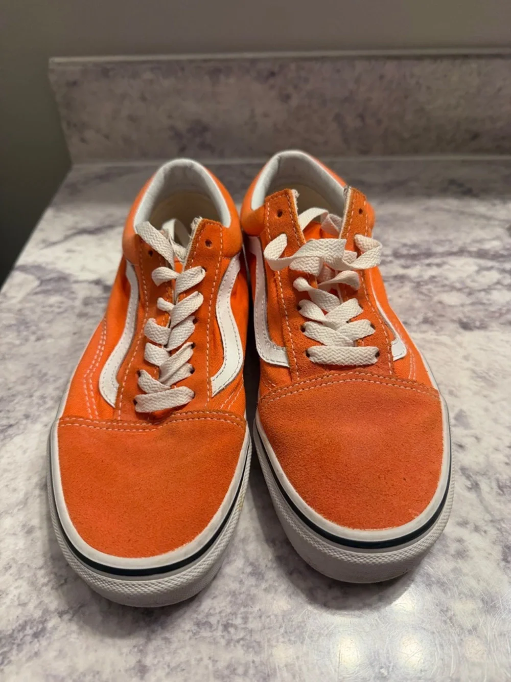 Vans off the wall orange old skool sneakers men’s 5 women’s 6.5